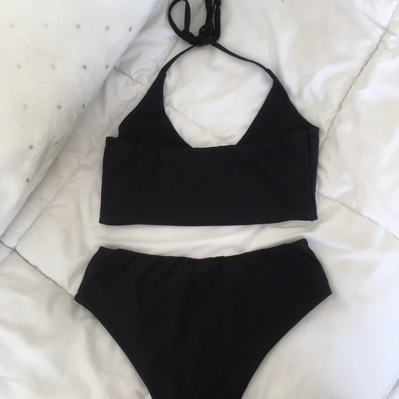 NOT FOR SALE TOP HAS ALREADY BEEN BOUGHT. - Picture 3 of 4